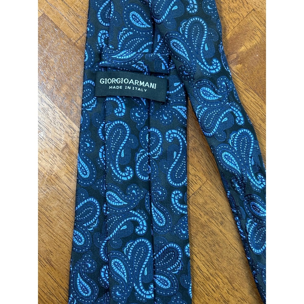 Giorgio Armani Tie Mens OS Blue Black Paisley Silk Made in Italy Luxury